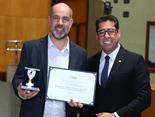 imagem-release-entrega-comenda-Romulo-Neves-Balestrero-na-ALES_-credito-Lucas-S.-Costa_-ALES-